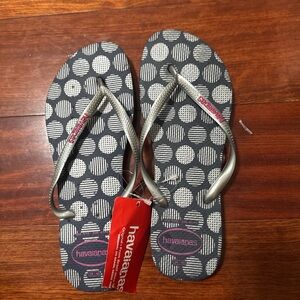 Havaianas Gray and Silver Patterned Flip Flops